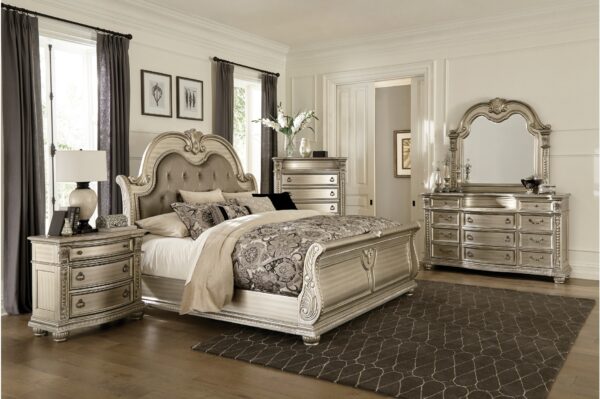 1757 Silver Bedroom Collection